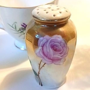 ❤️Ruby Lane Pink Rose Vintage Salt Shaker